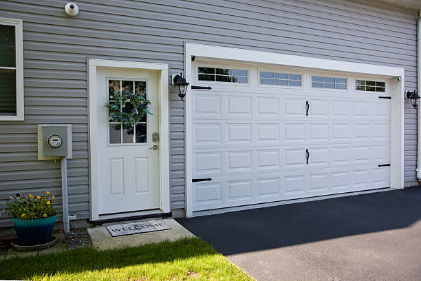 24/7 Emergency Garage Door Panel Replacement experts in Haughton, LA